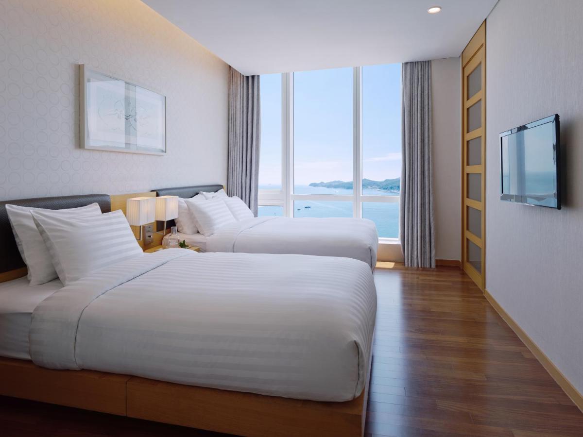 Sono Calm Yeosu Hotel Buitenkant foto