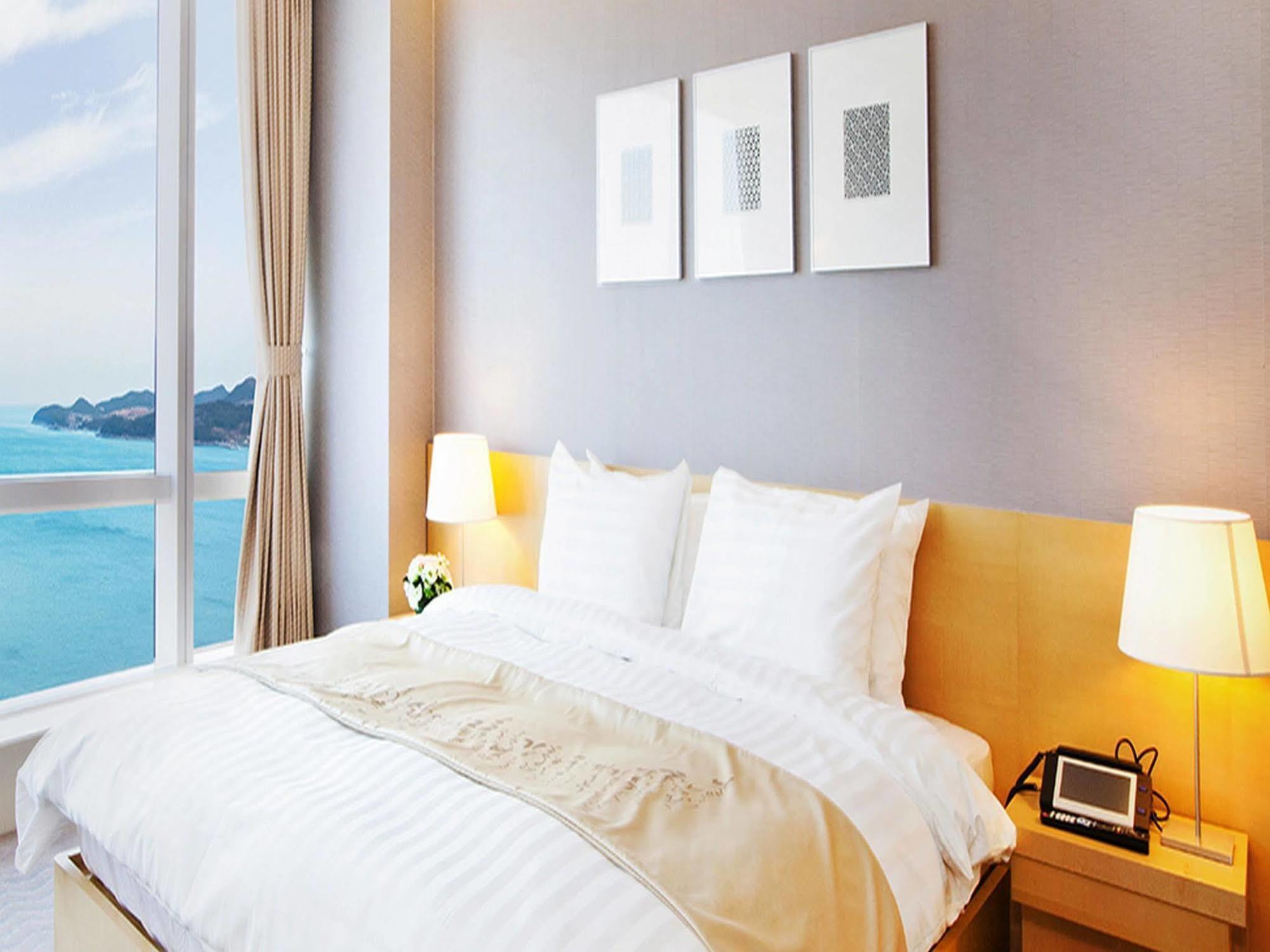 Sono Calm Yeosu Hotel Buitenkant foto