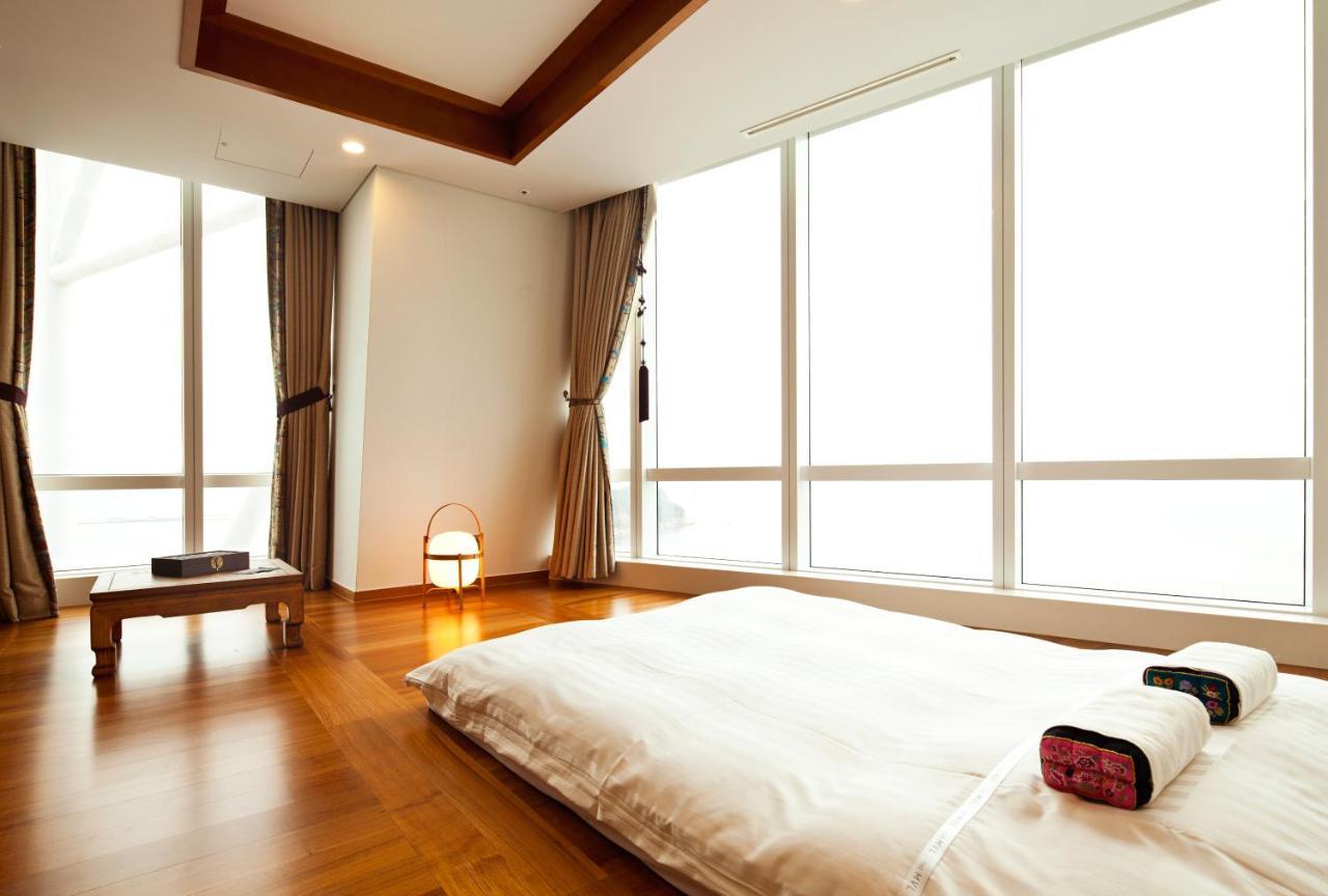 Sono Calm Yeosu Hotel Buitenkant foto